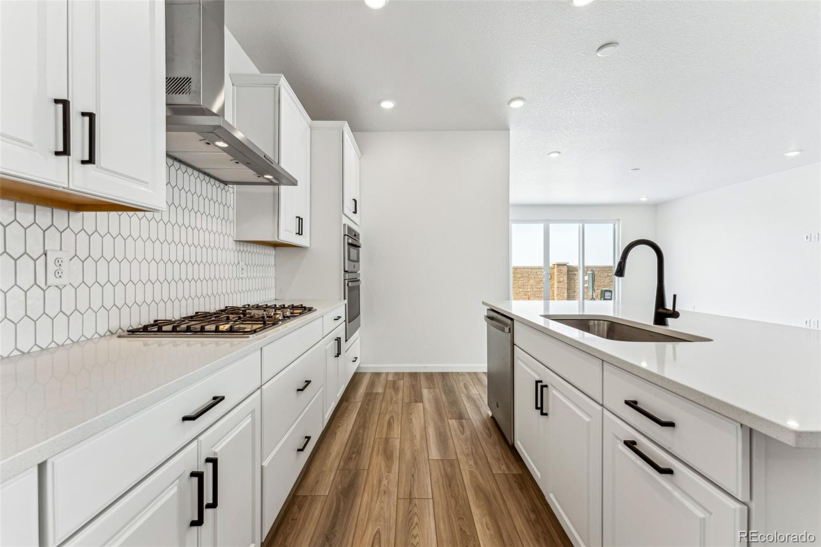 MLS Image #10 for 3361 n buchanan way,aurora, Colorado