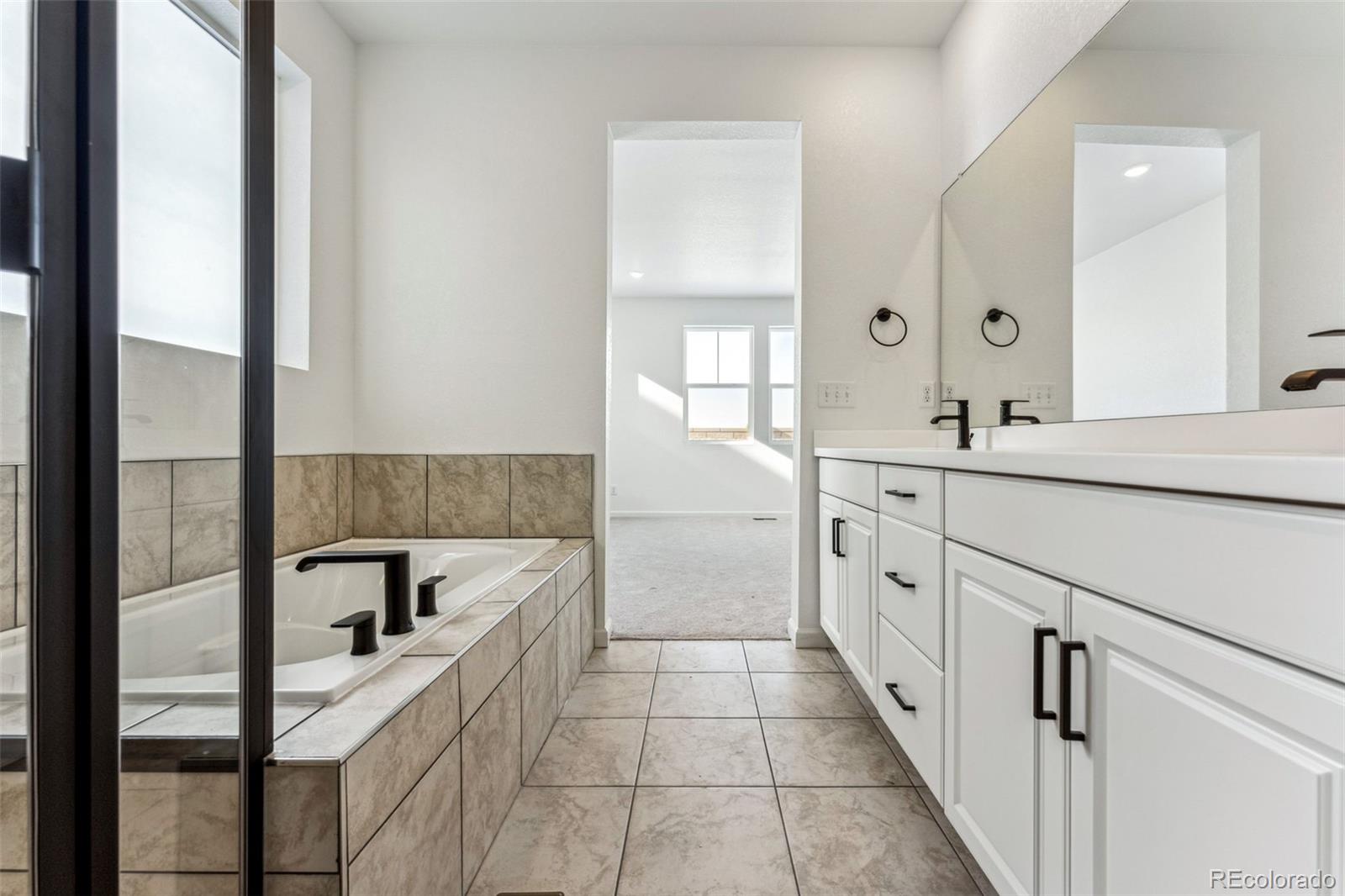 MLS Image #3 for 3361 n buchanan way,aurora, Colorado