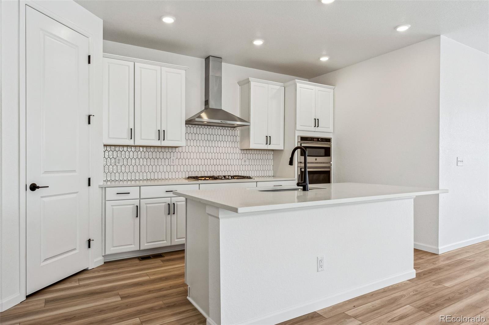 MLS Image #7 for 3361 n buchanan way,aurora, Colorado