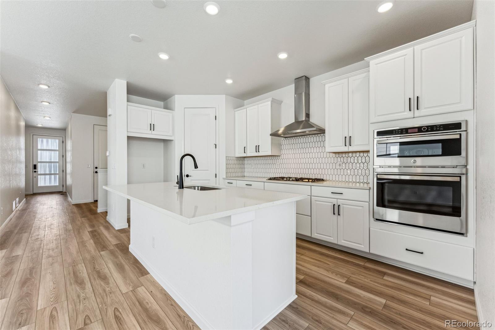 MLS Image #8 for 3361 n buchanan way,aurora, Colorado
