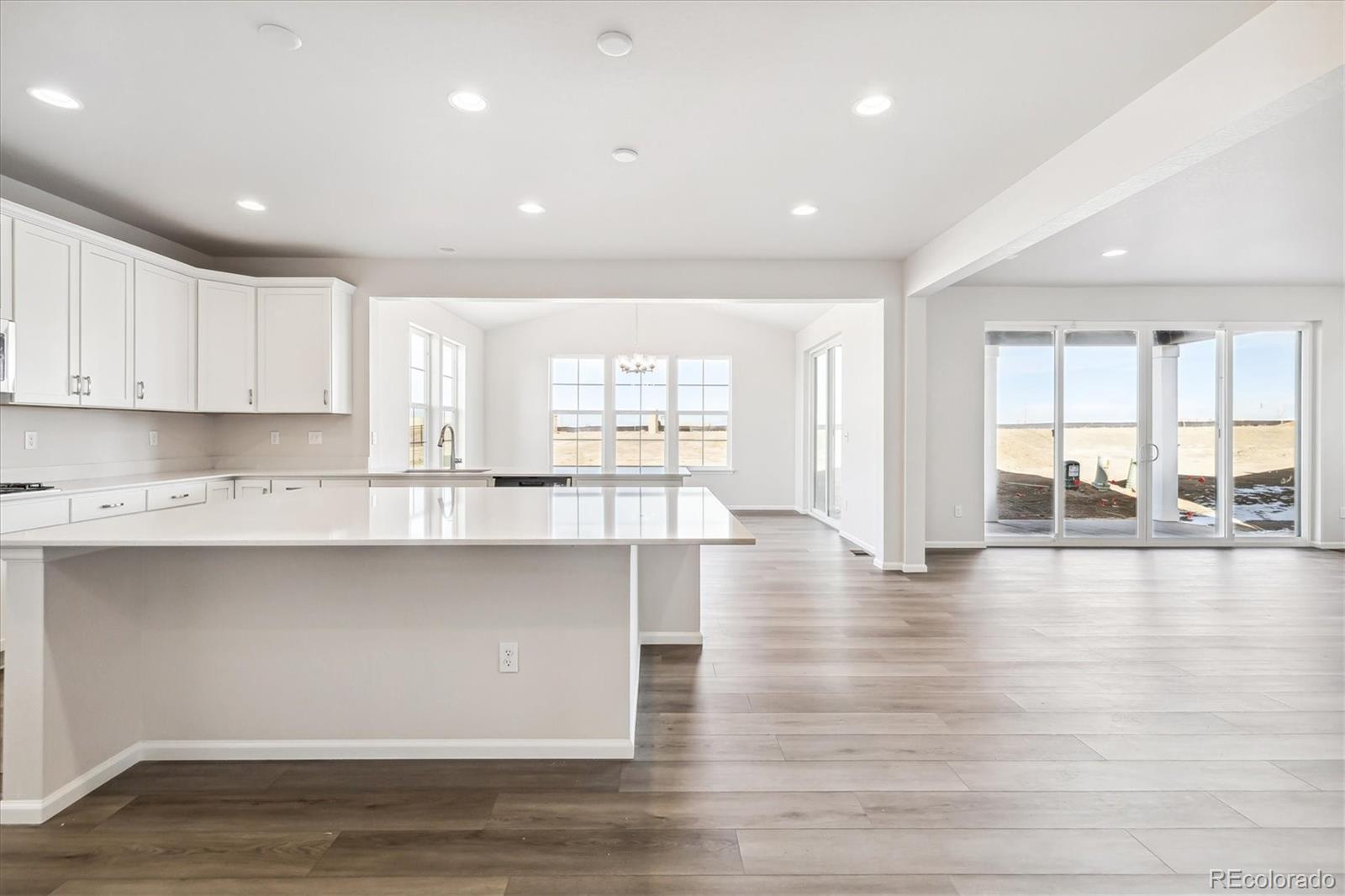 MLS Image #5 for 24955 e 41st avenue,aurora, Colorado