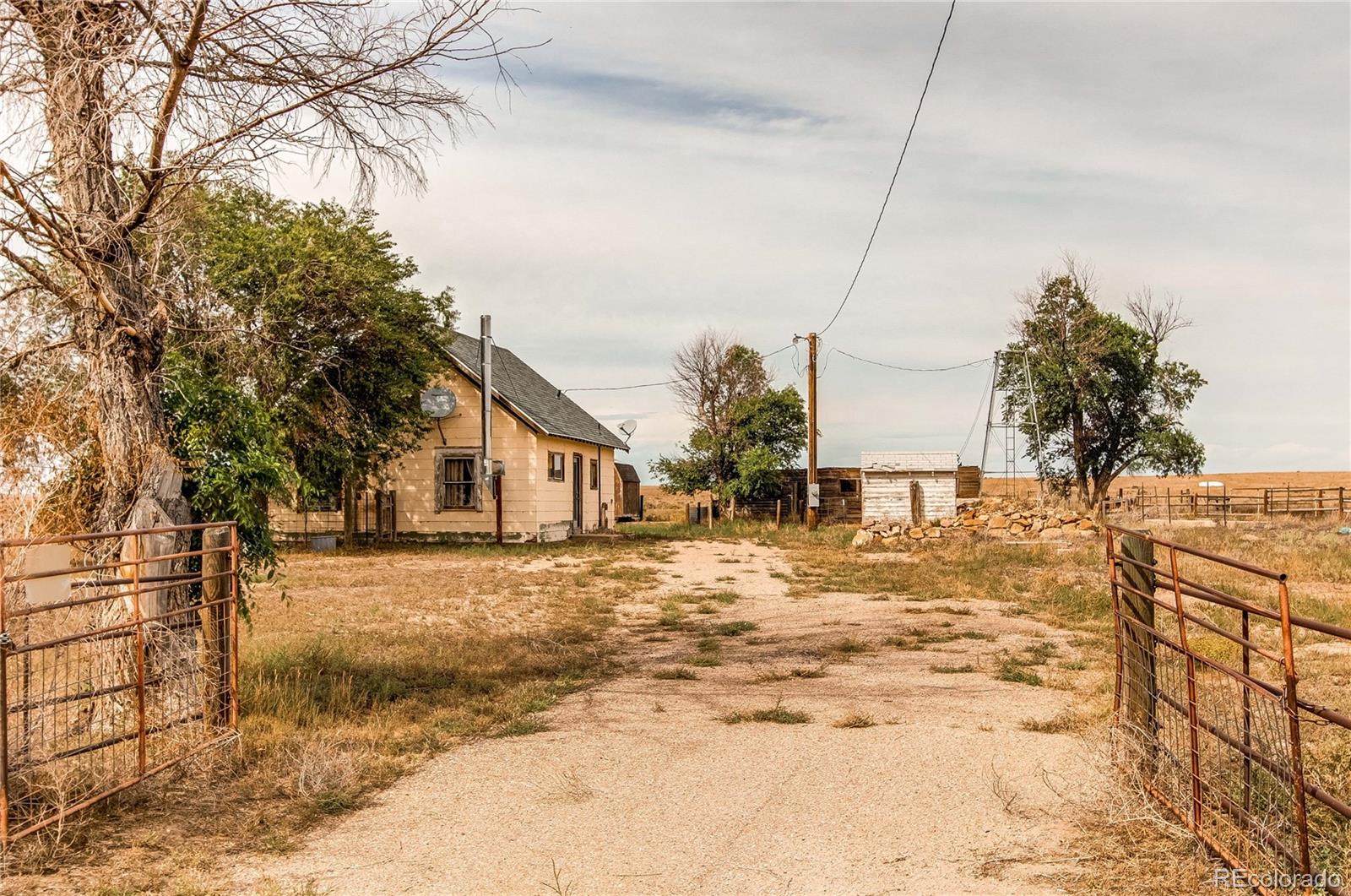 MLS Image #38 for 33409  highway 14 ,briggsdale, Colorado