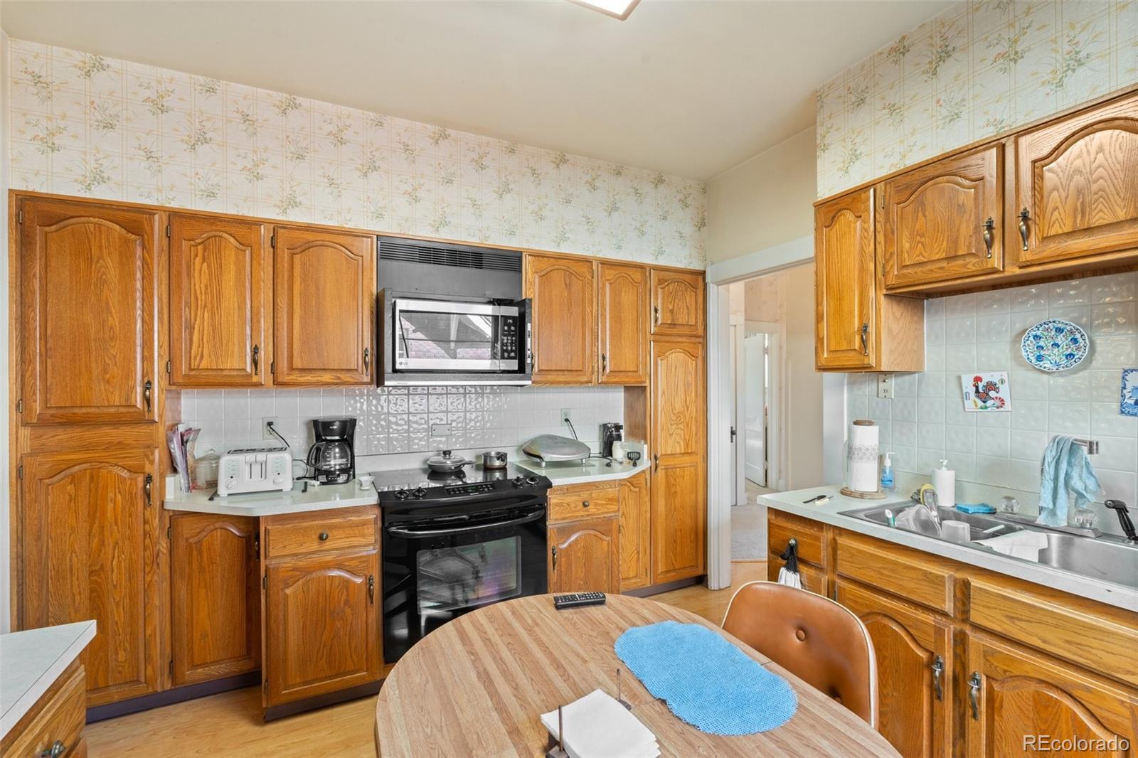 MLS Image #13 for 625  cook street,denver, Colorado