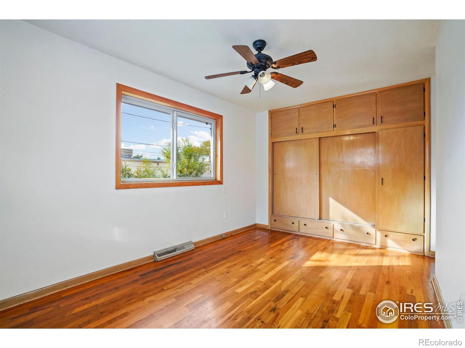 MLS Image #14 for 1210 w 15th street,loveland, Colorado