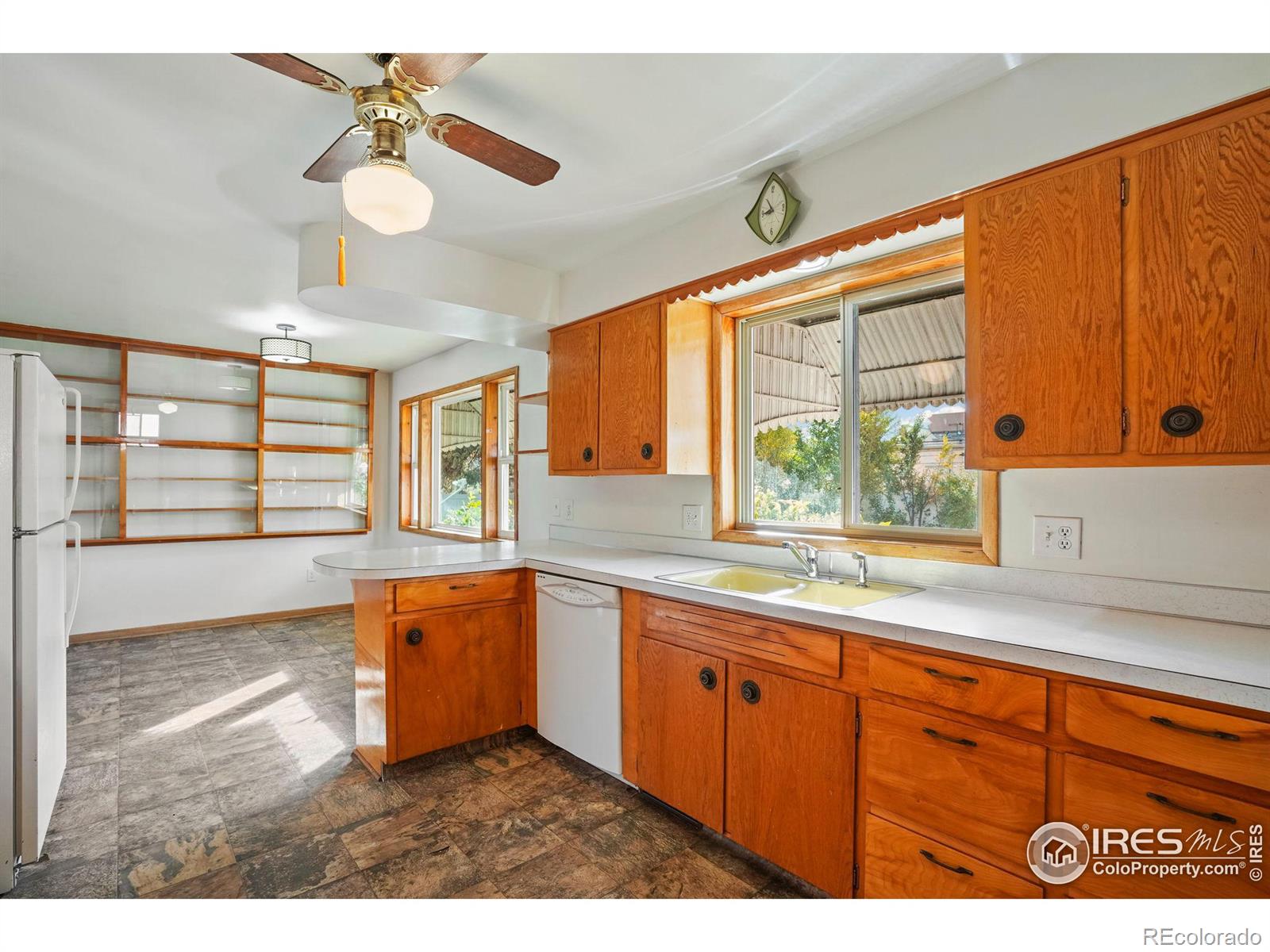 MLS Image #9 for 1210 w 15th street,loveland, Colorado