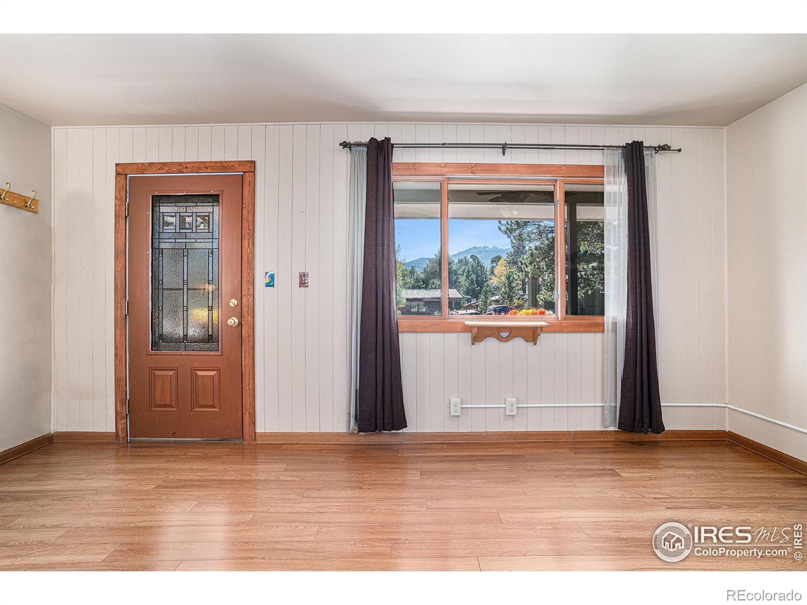 MLS Image #10 for 1250 s saint vrain avenue,estes park, Colorado