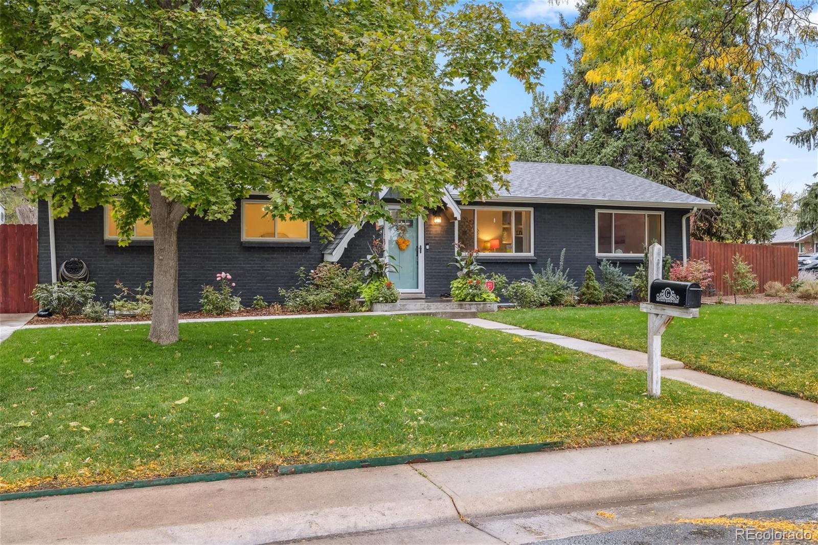 MLS Image #3 for 696 s quentin street,aurora, Colorado