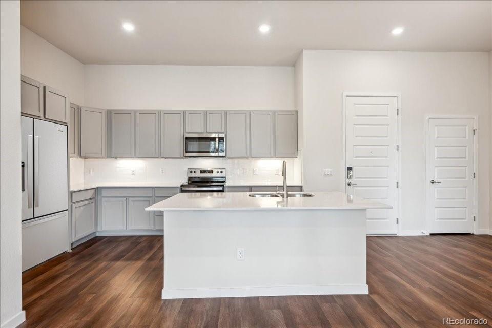 MLS Image #5 for 487  interlocken boulevard,broomfield, Colorado