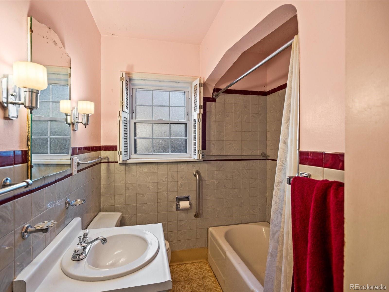 MLS Image #13 for 2770 s emerson street,englewood, Colorado