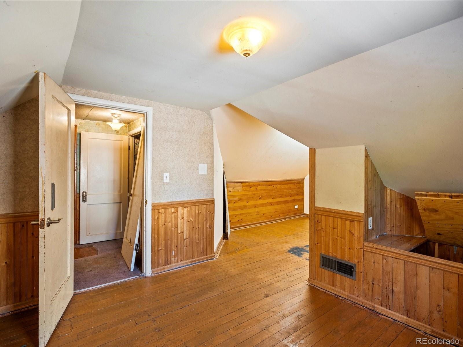 MLS Image #17 for 2770 s emerson street,englewood, Colorado