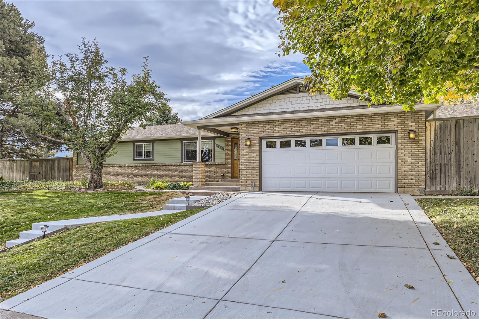 MLS Image #2 for 982  lambert lane,northglenn, Colorado