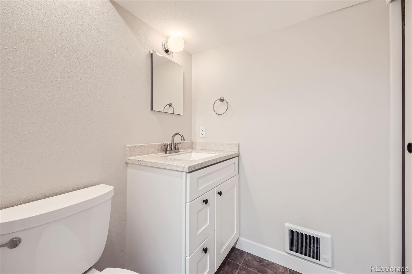 MLS Image #23 for 982  lambert lane,northglenn, Colorado