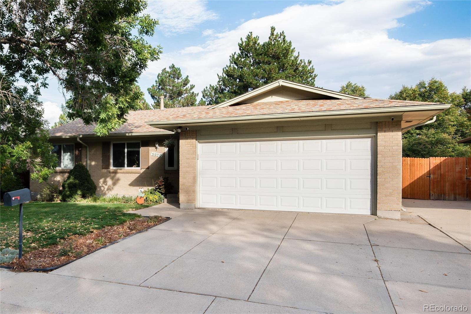 MLS Image #2 for 3370 s richfield way,aurora, Colorado