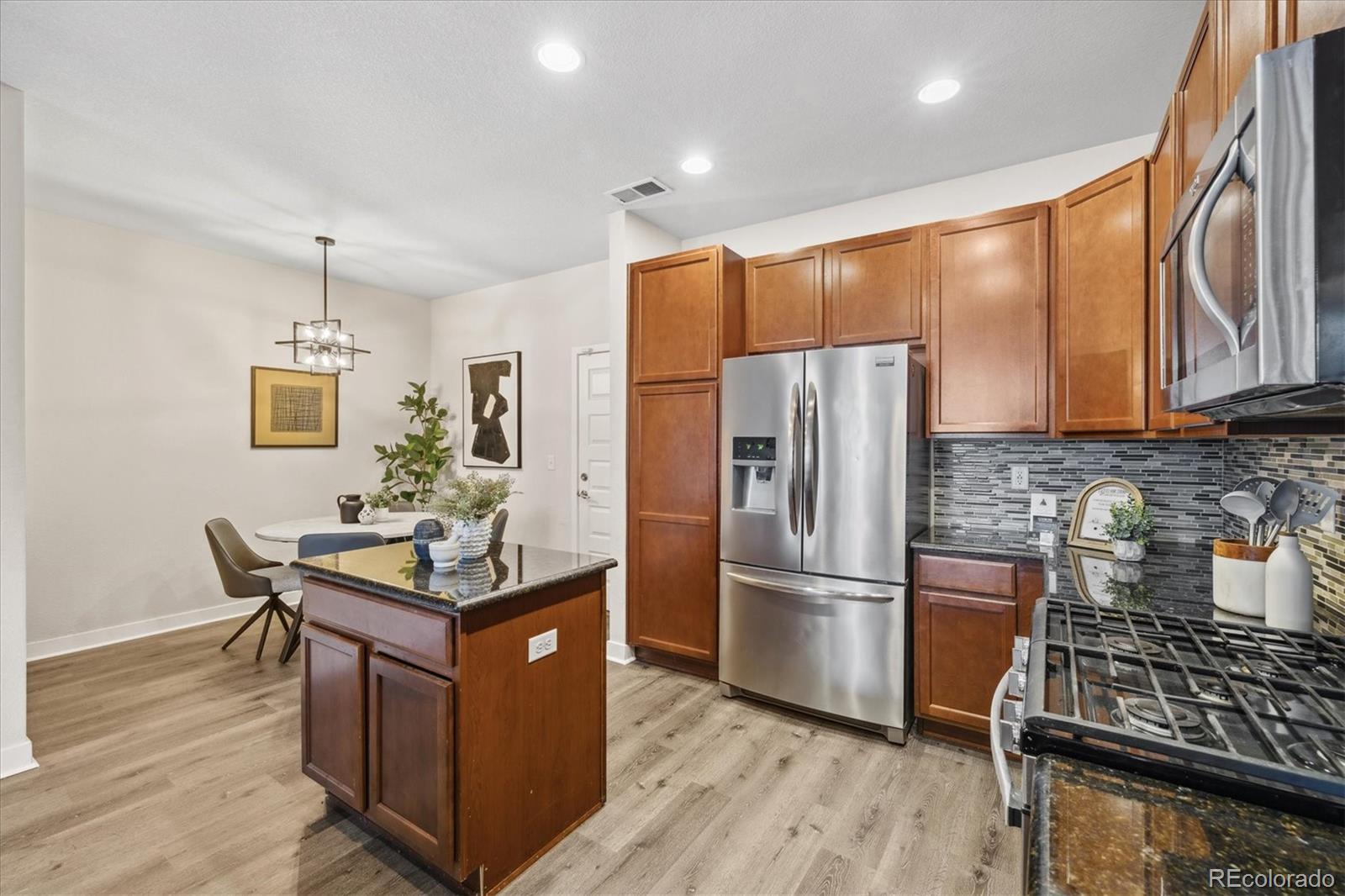 MLS Image #6 for 6760  fern drive,denver, Colorado