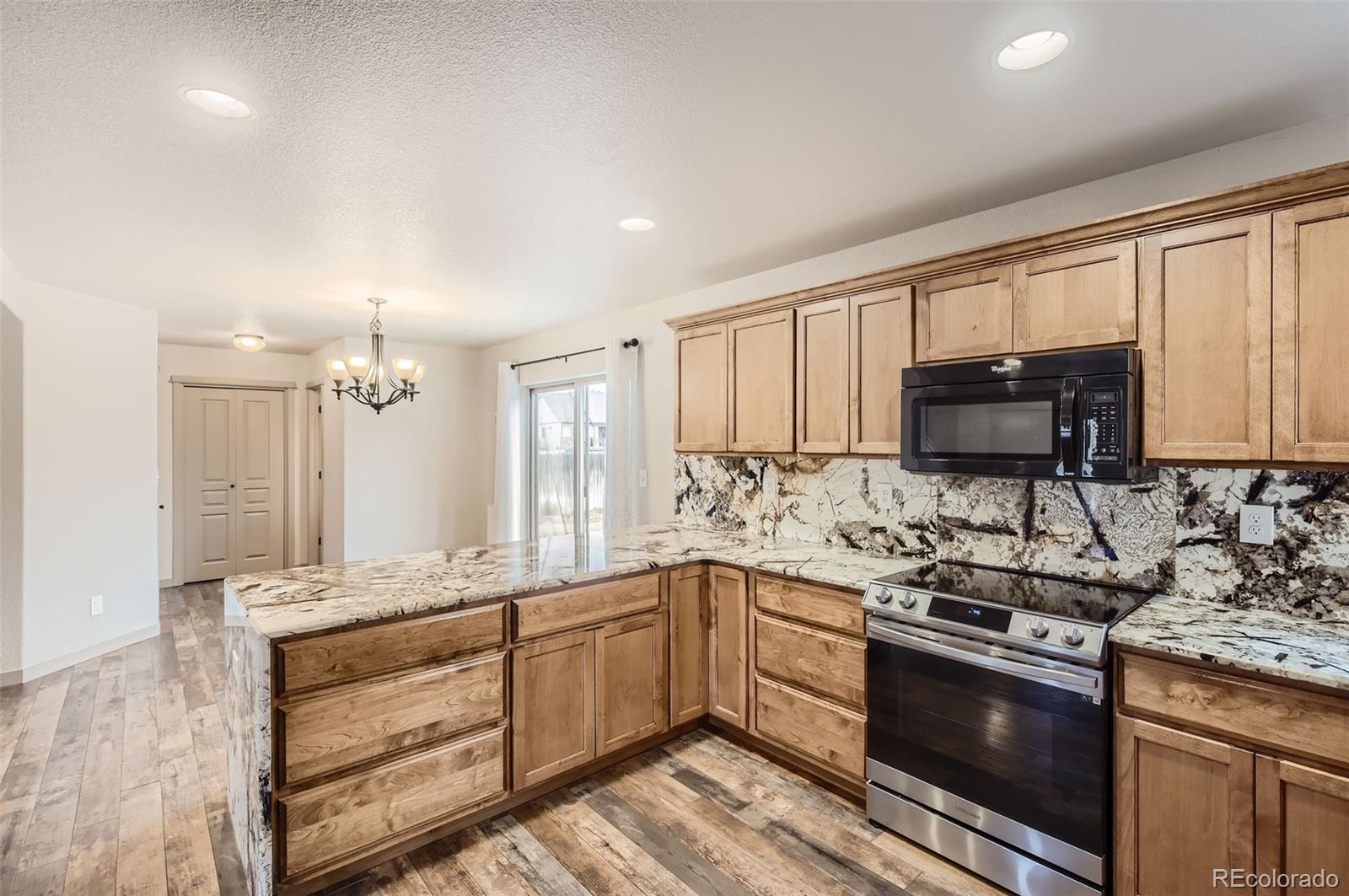 MLS Image #9 for 904  dove hill road,la salle, Colorado