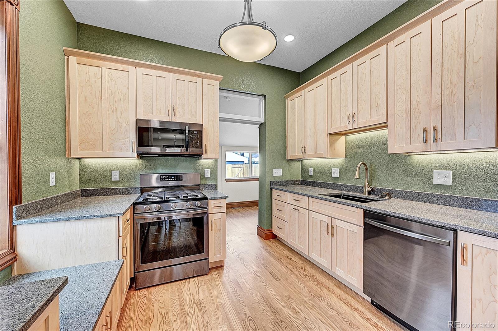 MLS Image #24 for 121 w cedar avenue,denver, Colorado