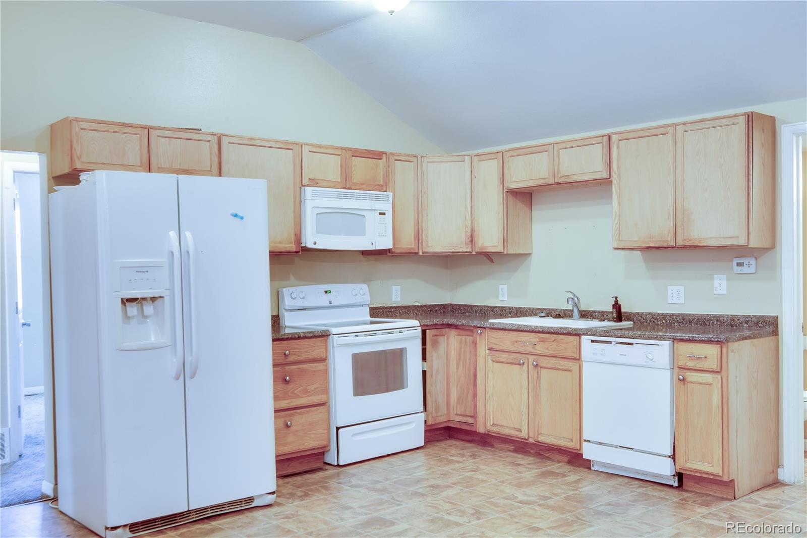 MLS Image #8 for 2883 s zuni street,denver, Colorado