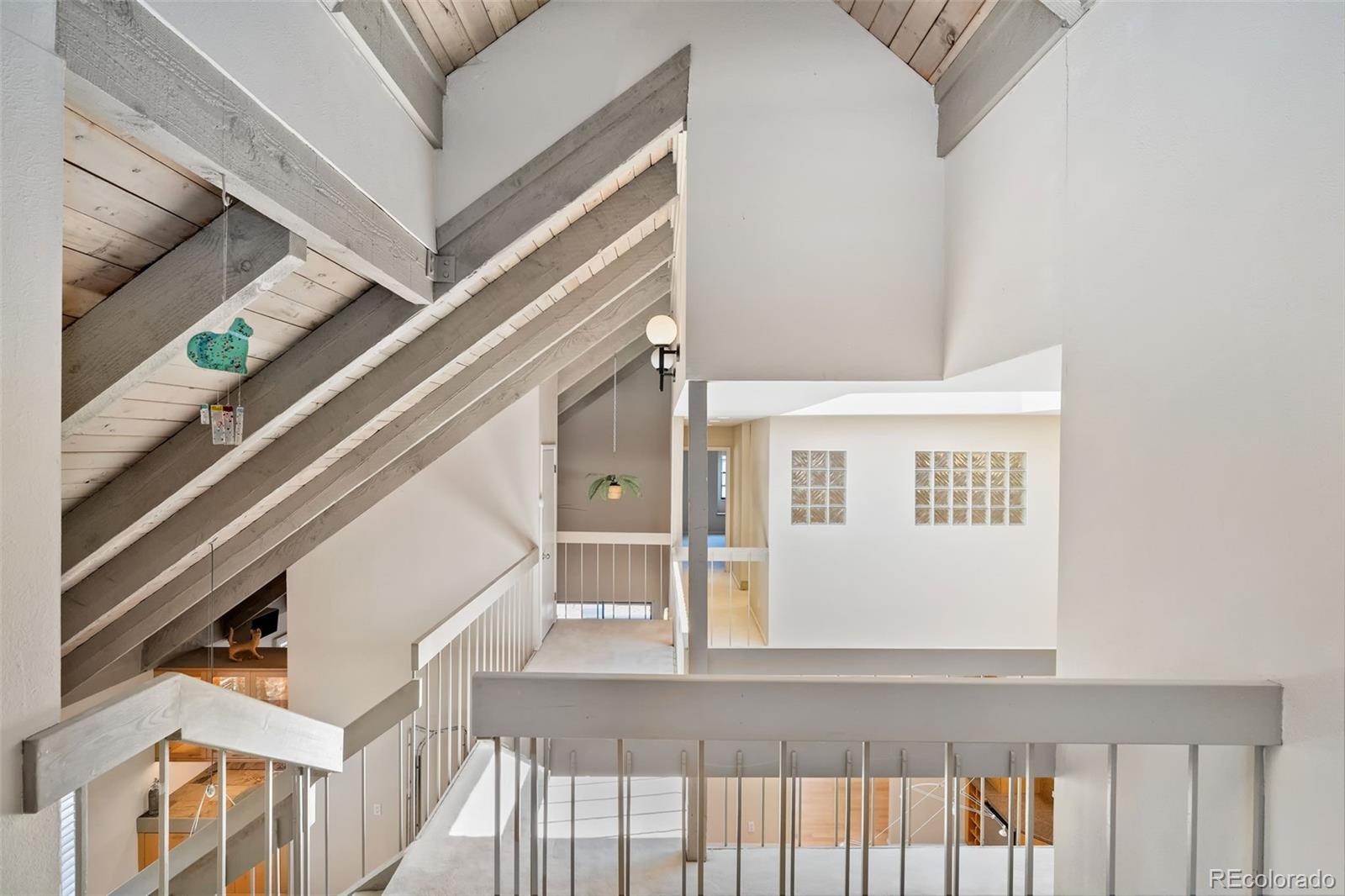 MLS Image #17 for 2770 s elmira street,denver, Colorado