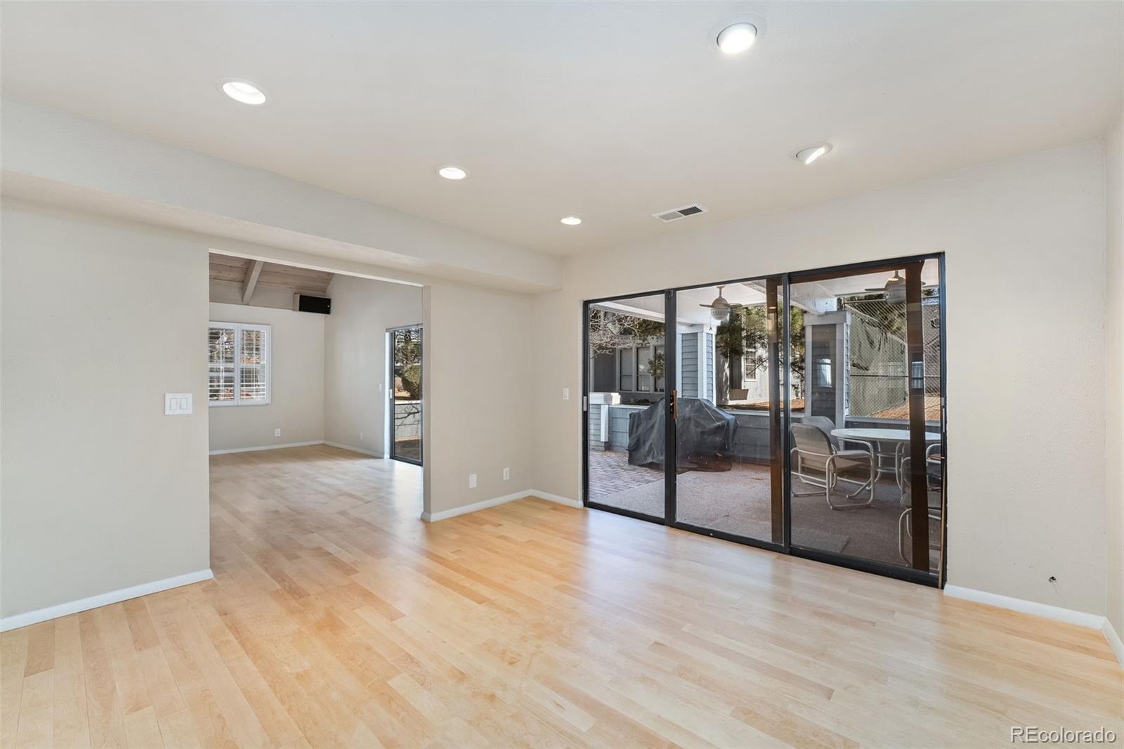 MLS Image #6 for 2770 s elmira street,denver, Colorado