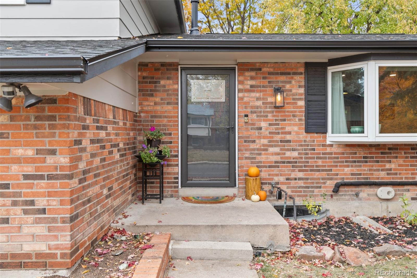 MLS Image #7 for 2864 s teller street,denver, Colorado