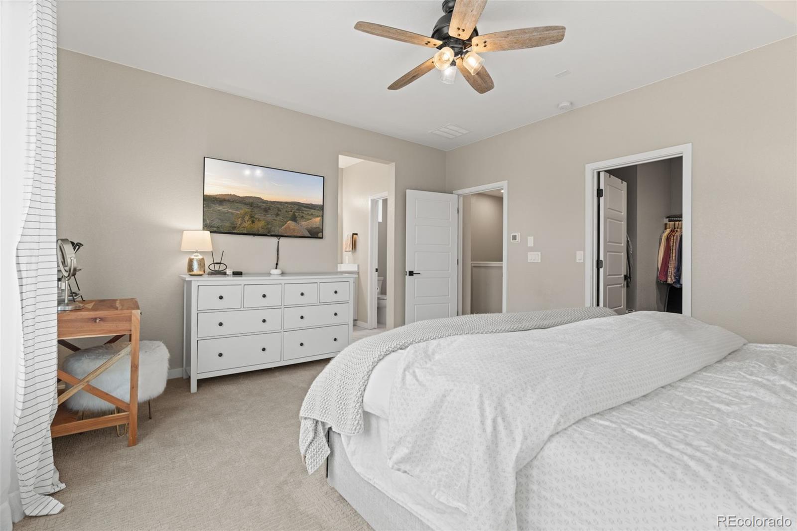 MLS Image #18 for 9071  southurst street,highlands ranch, Colorado