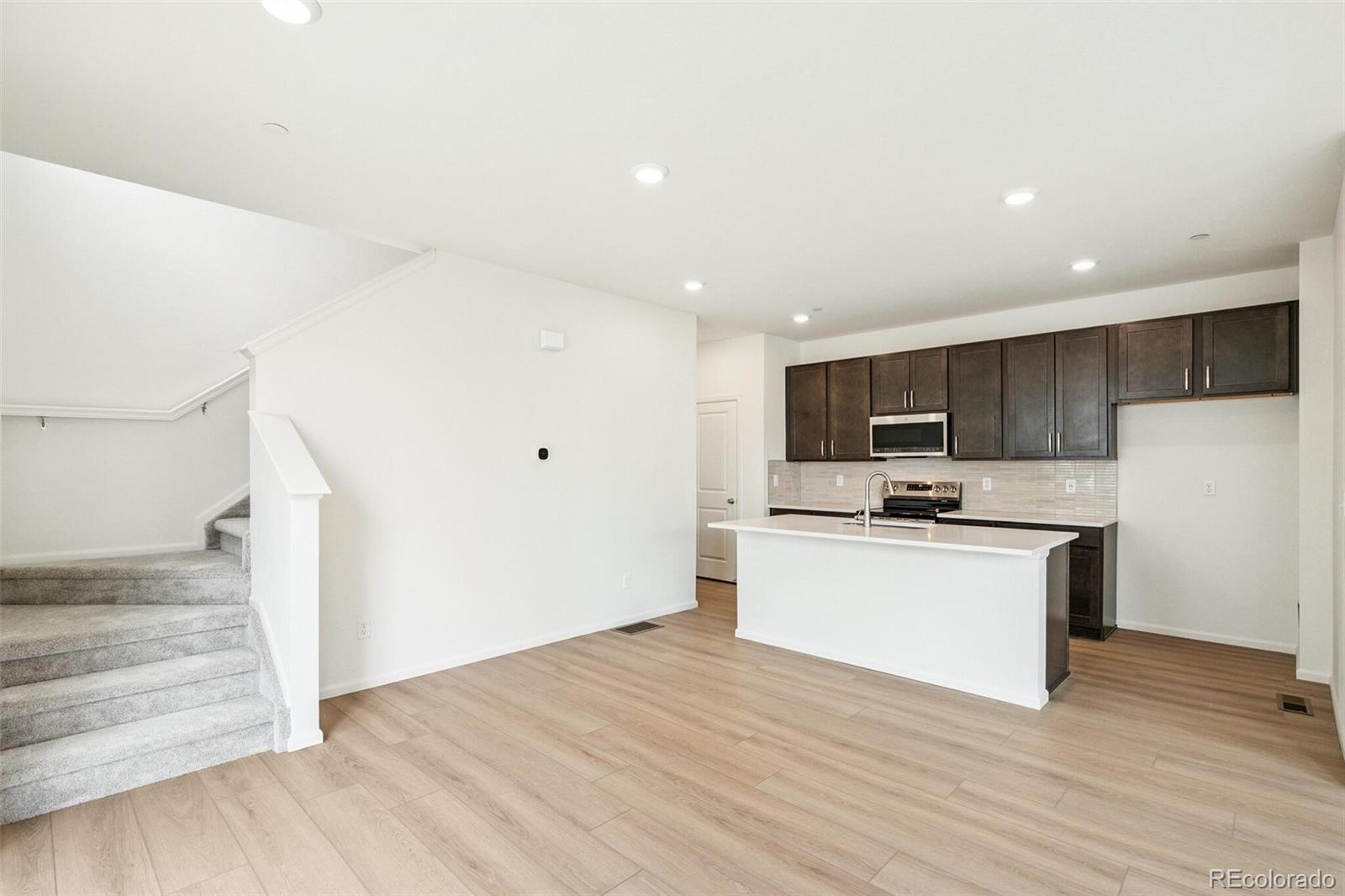MLS Image #11 for 13568 e 111th avenue,commerce city, Colorado