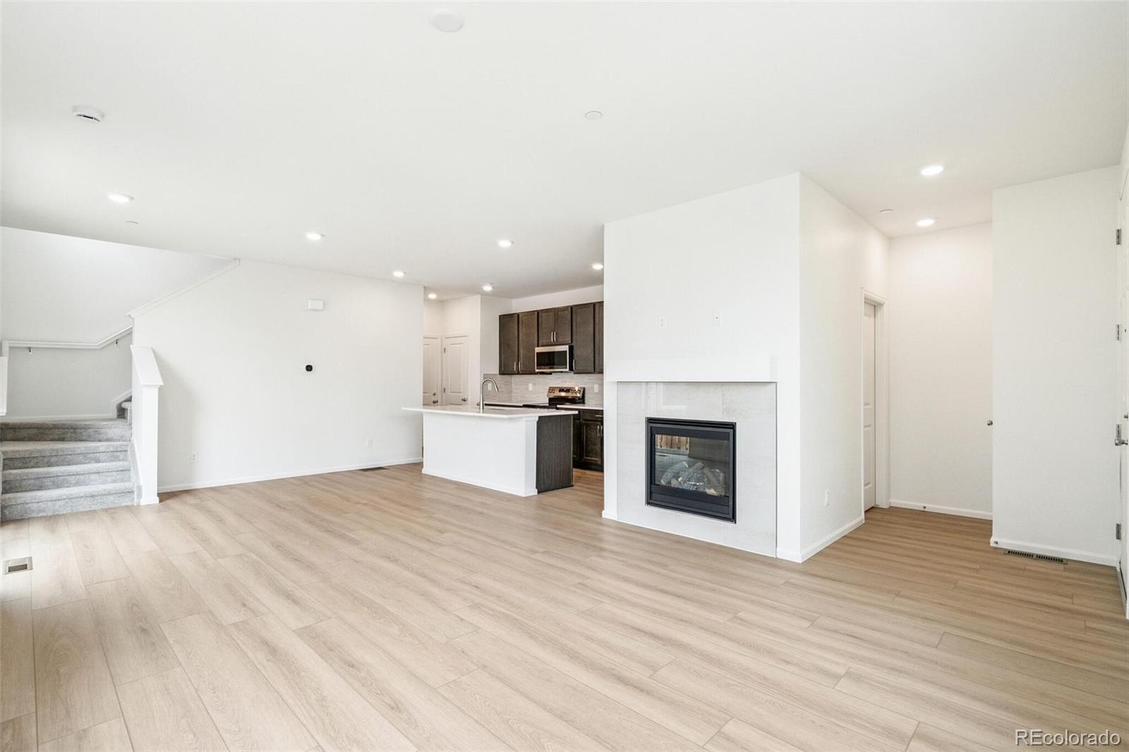 MLS Image #3 for 13568 e 111th avenue,commerce city, Colorado