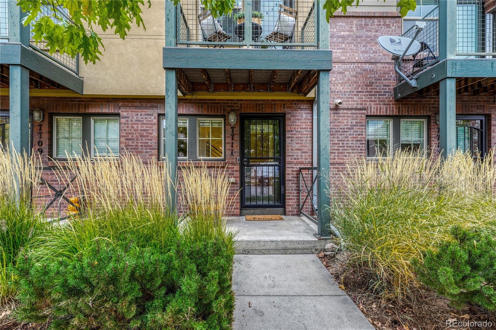 MLS Image #4 for 7711 e 28th place,denver, Colorado