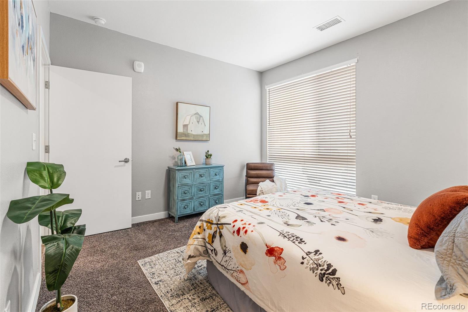 MLS Image #17 for 8475 e 36th avenue,denver, Colorado