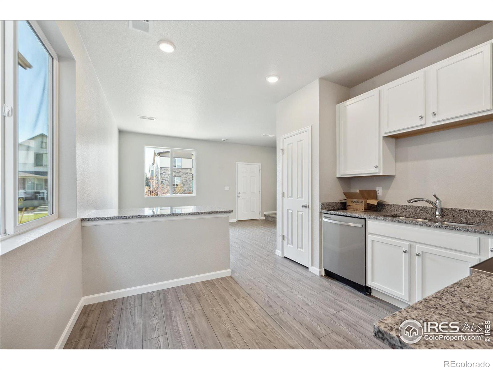 MLS Image #5 for 226  shoveler way,johnstown, Colorado