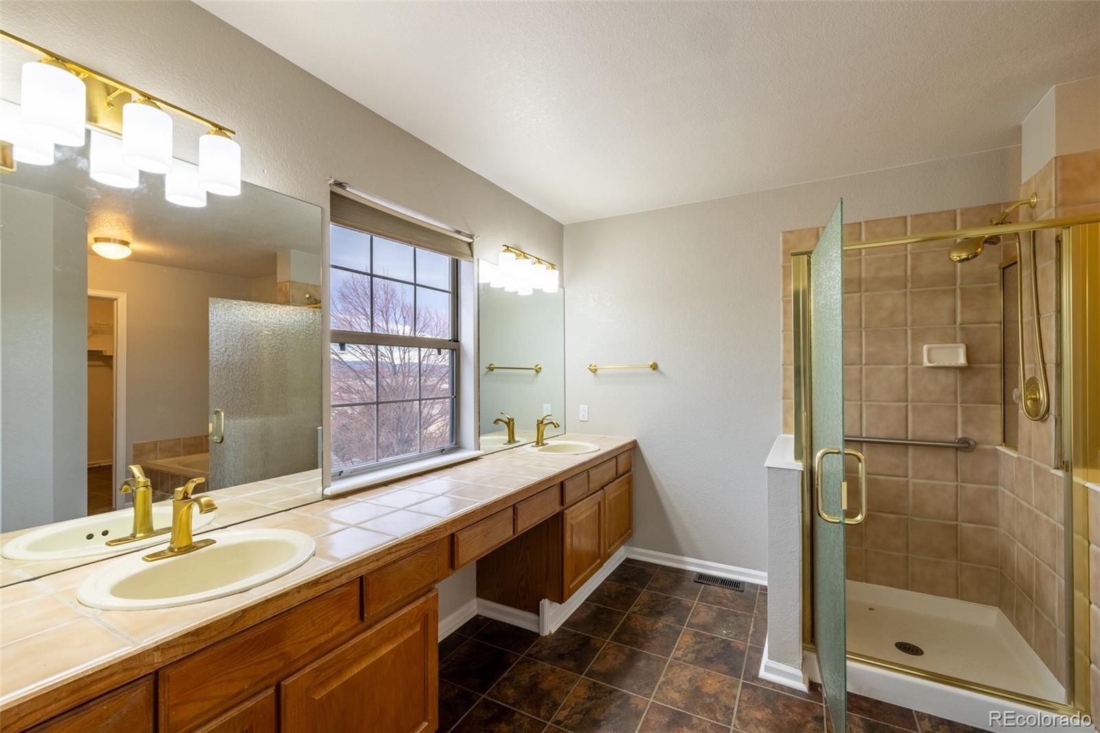 MLS Image #19 for 2996 w long drive,littleton, Colorado