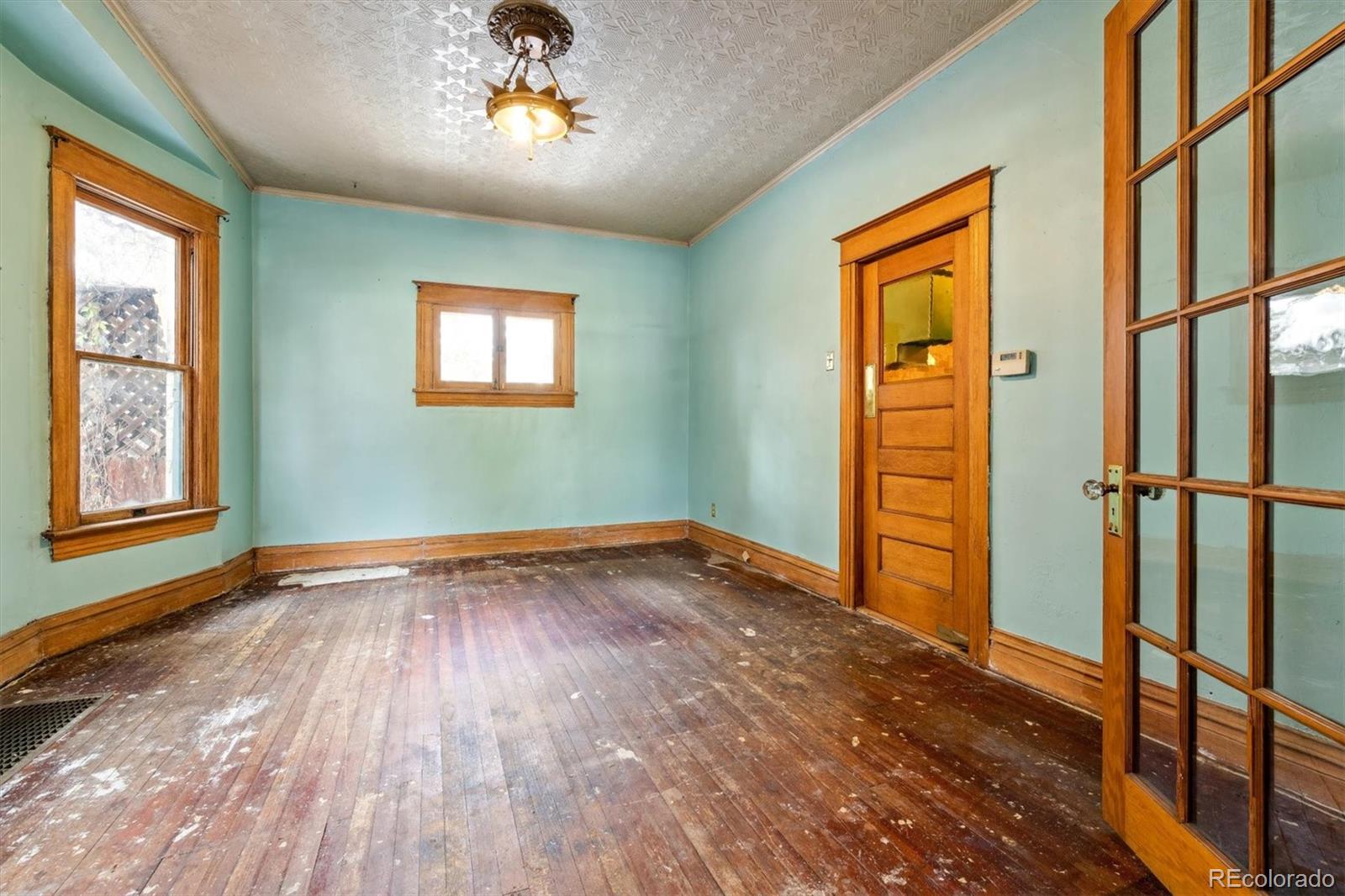 MLS Image #13 for 327 s sherman street,denver, Colorado