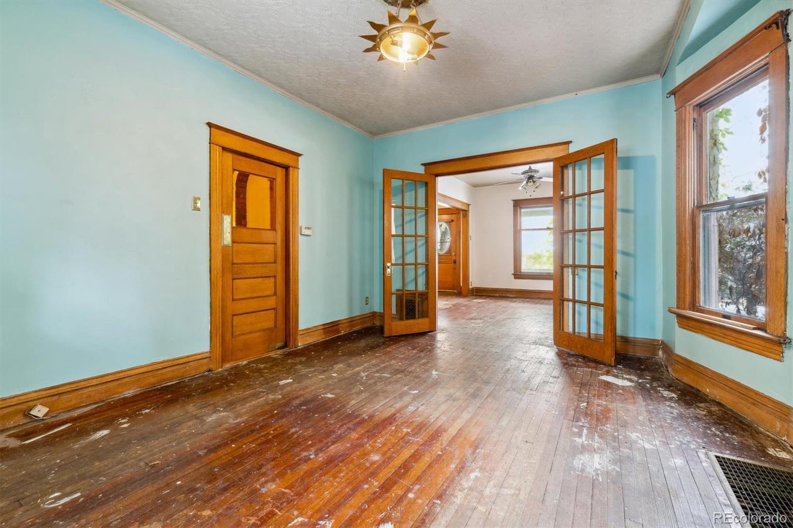 MLS Image #15 for 327 s sherman street,denver, Colorado