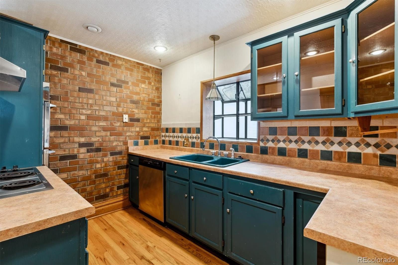 MLS Image #16 for 327 s sherman street,denver, Colorado