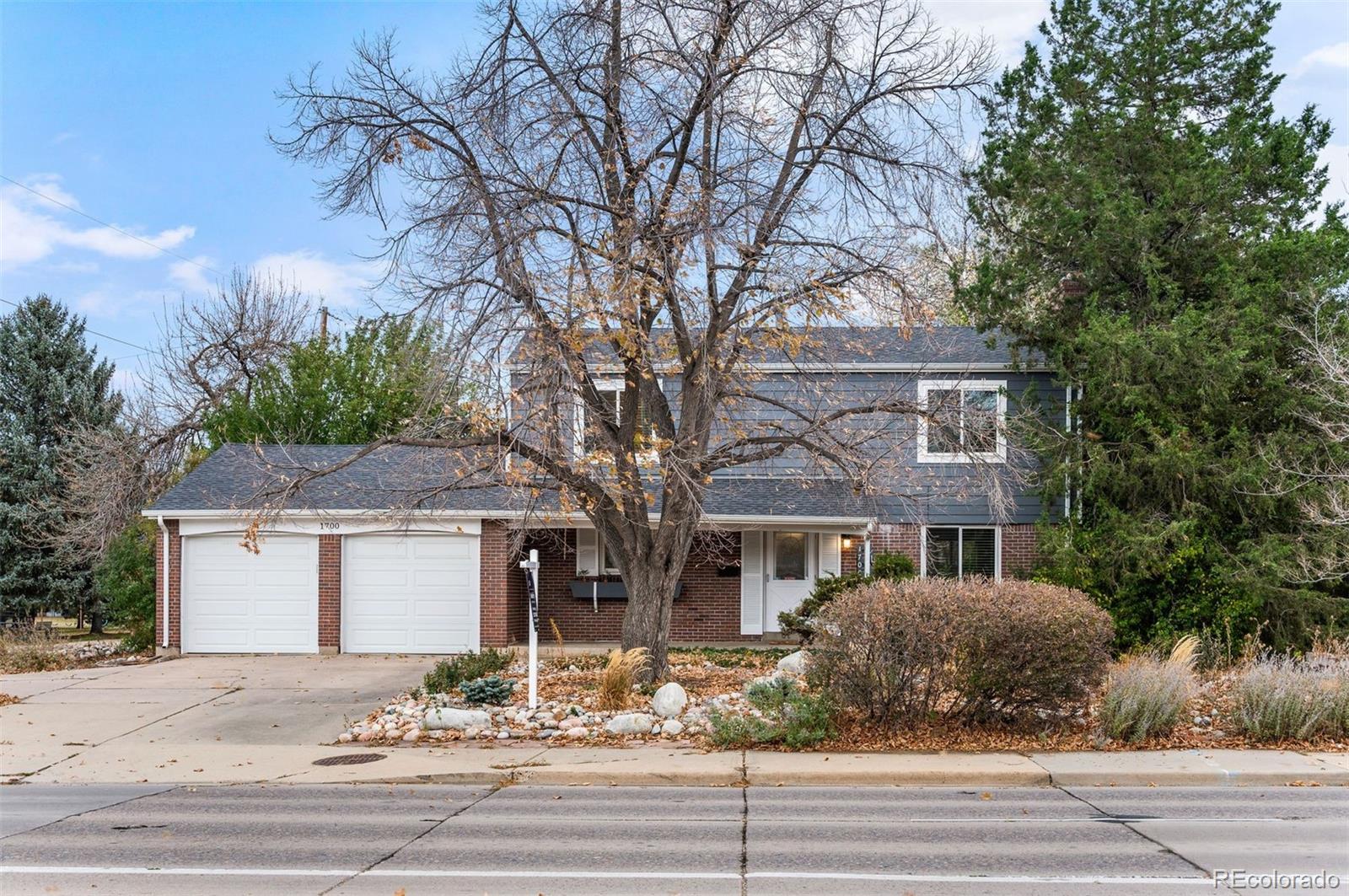 MLS Image #0 for 1700 s monaco parkway,denver, Colorado