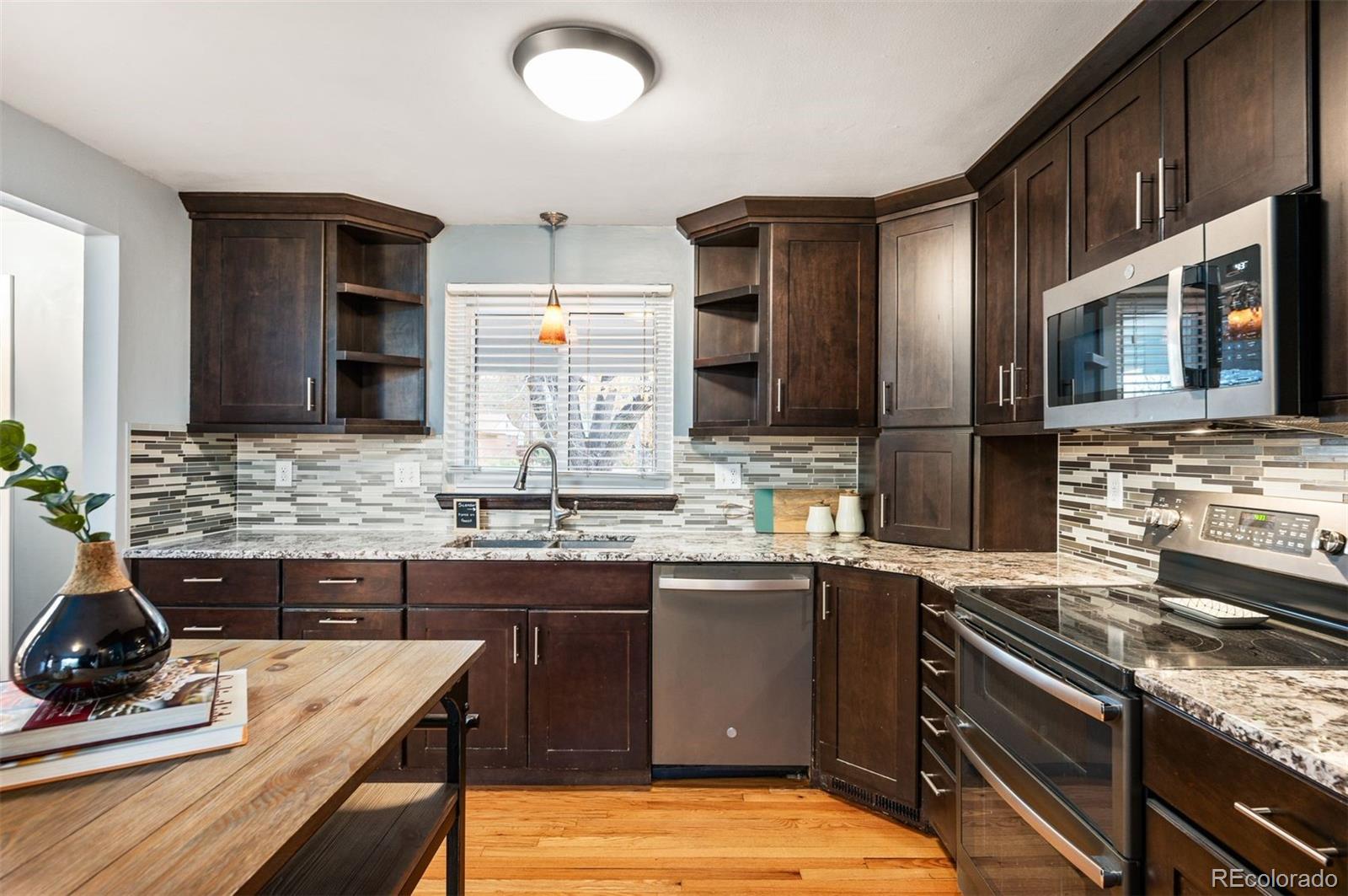 MLS Image #13 for 1700 s monaco parkway,denver, Colorado