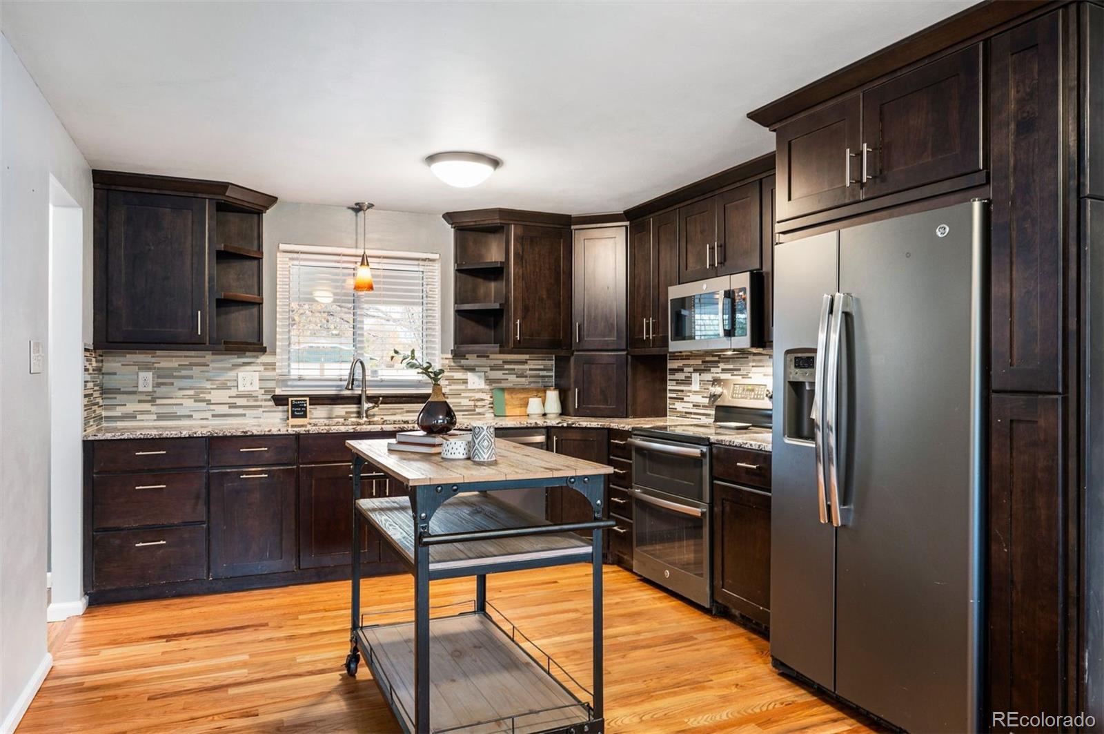 MLS Image #14 for 1700 s monaco parkway,denver, Colorado