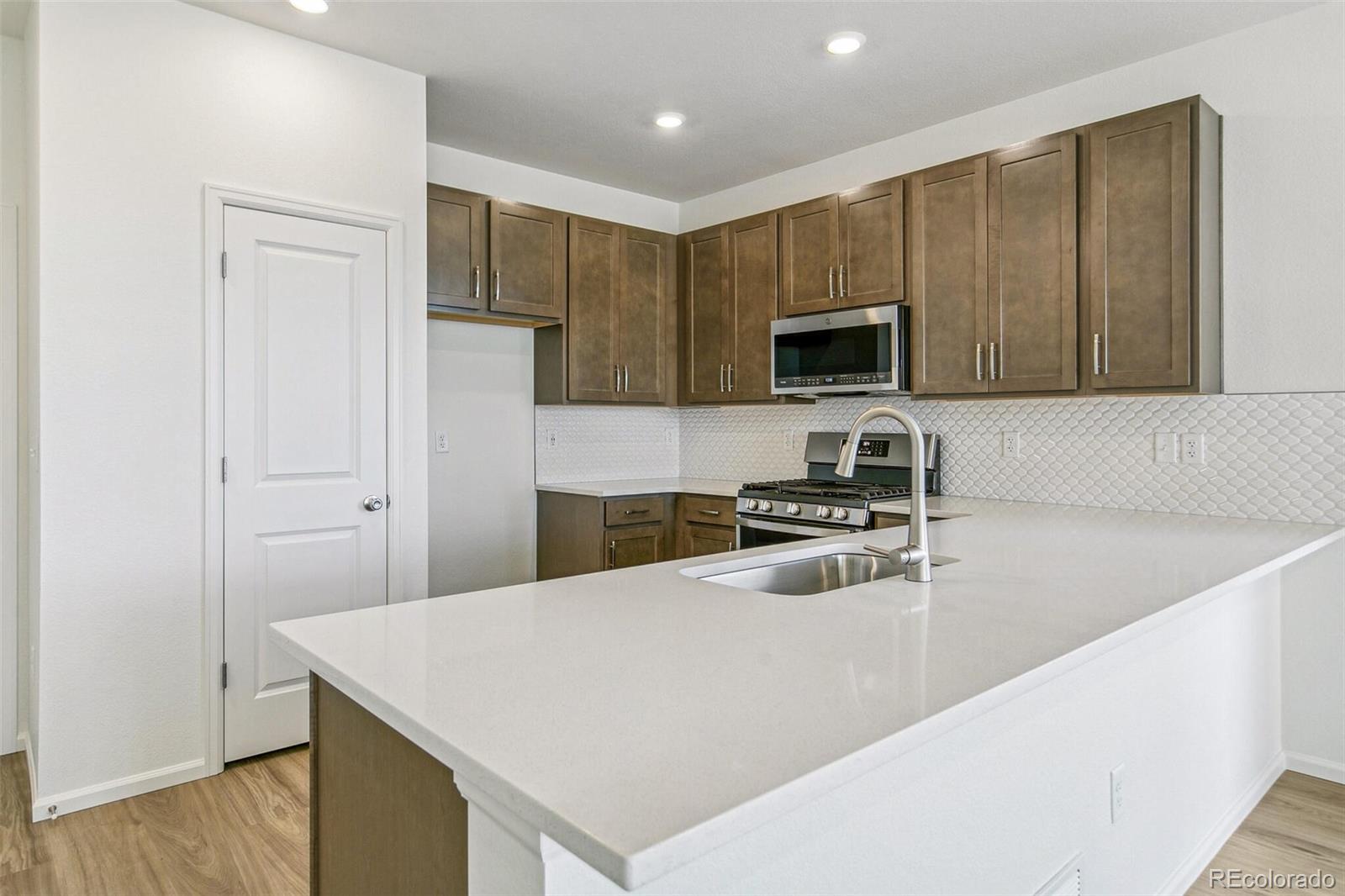 MLS Image #14 for 2186  farmlore drive,brighton, Colorado