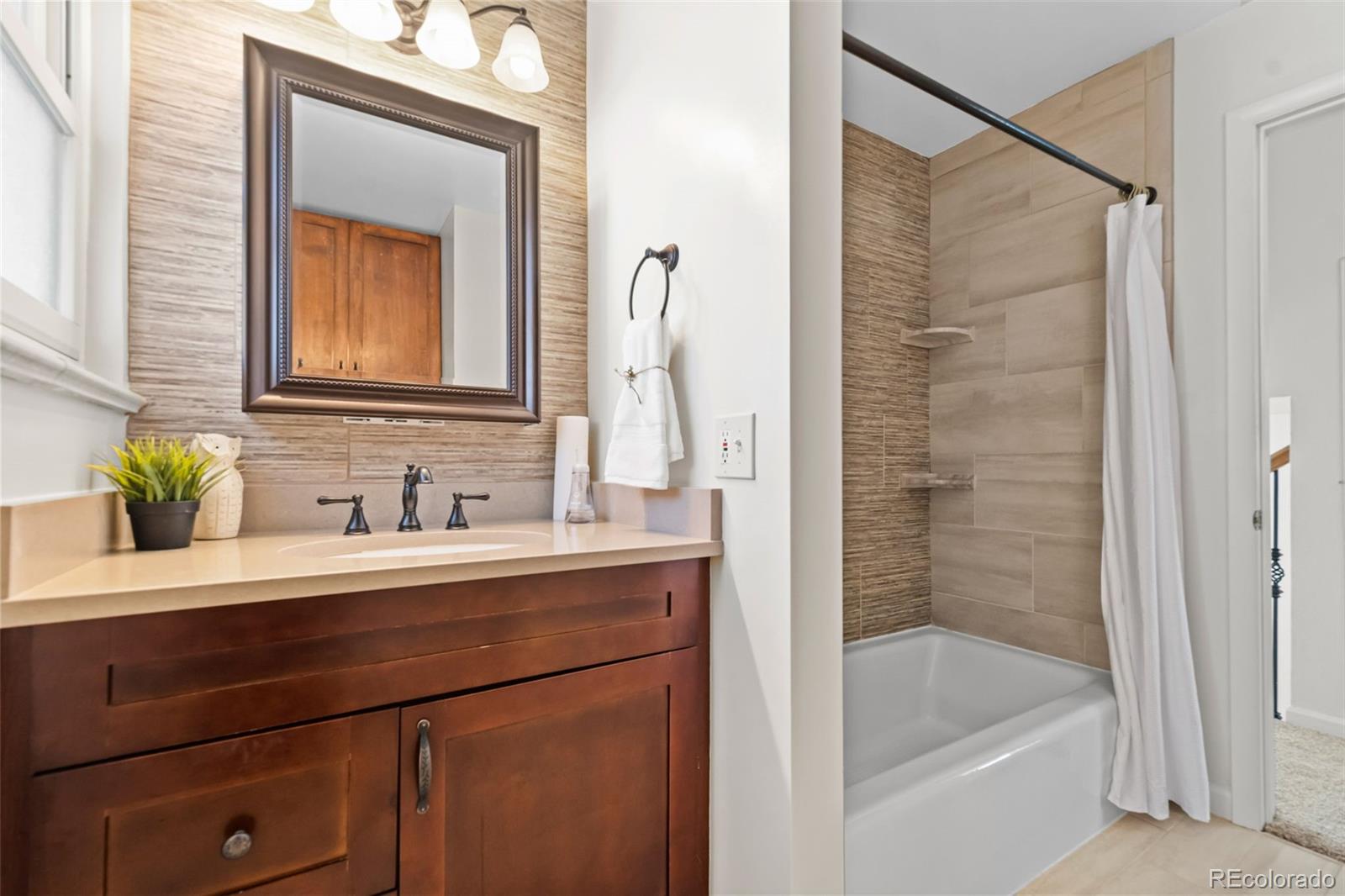 MLS Image #11 for 8510 e davies place,centennial, Colorado