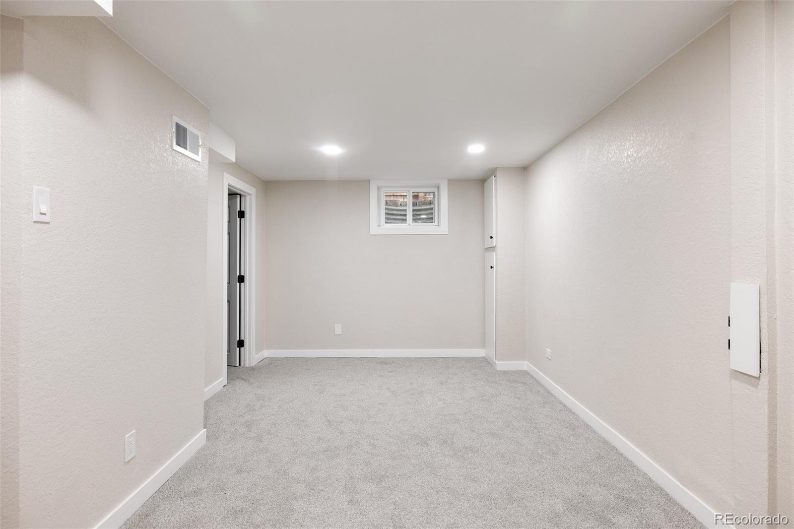 MLS Image #15 for 5624 e minnesota drive,denver, Colorado