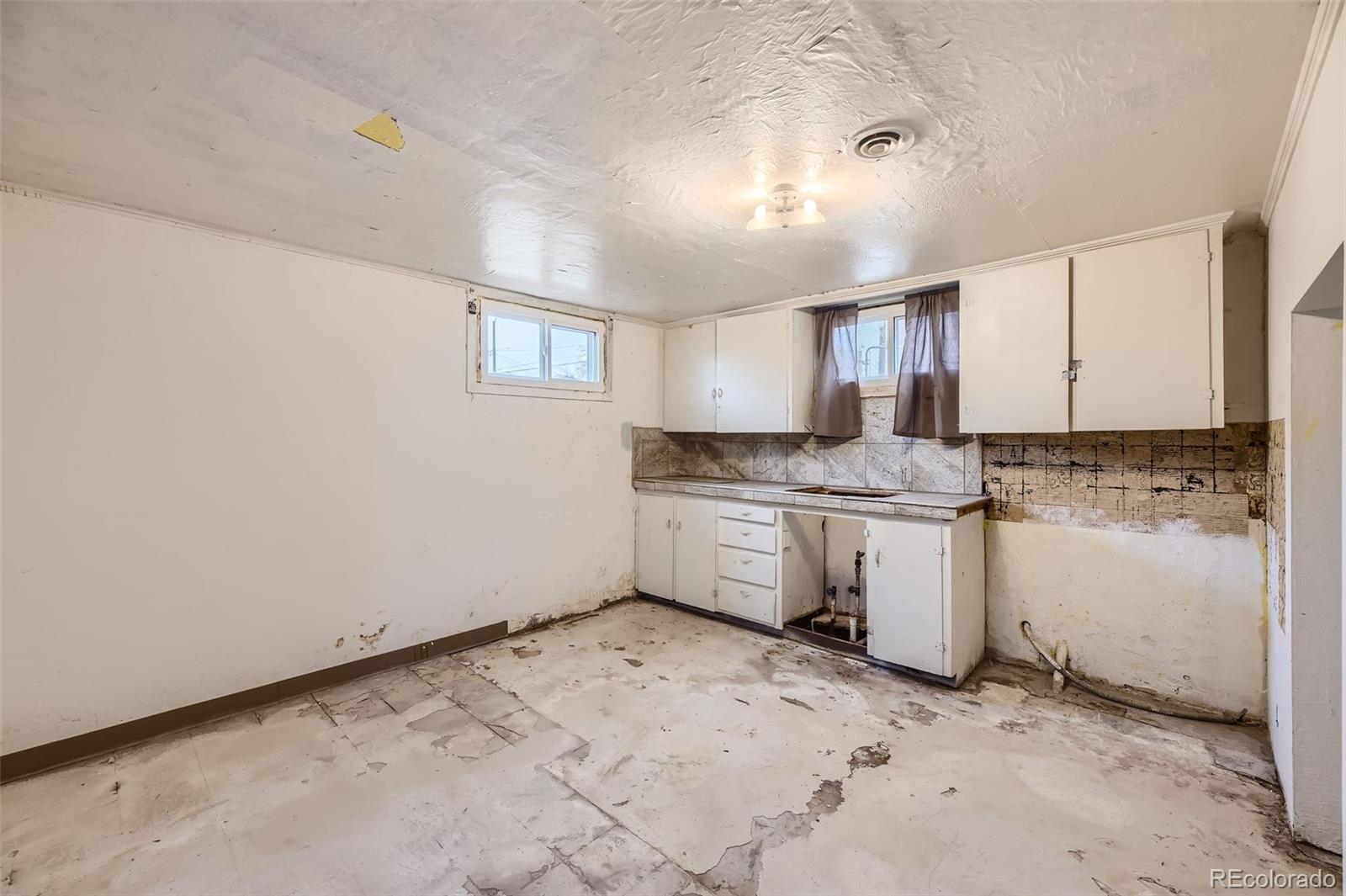 MLS Image #18 for 3897 s inca street,englewood, Colorado