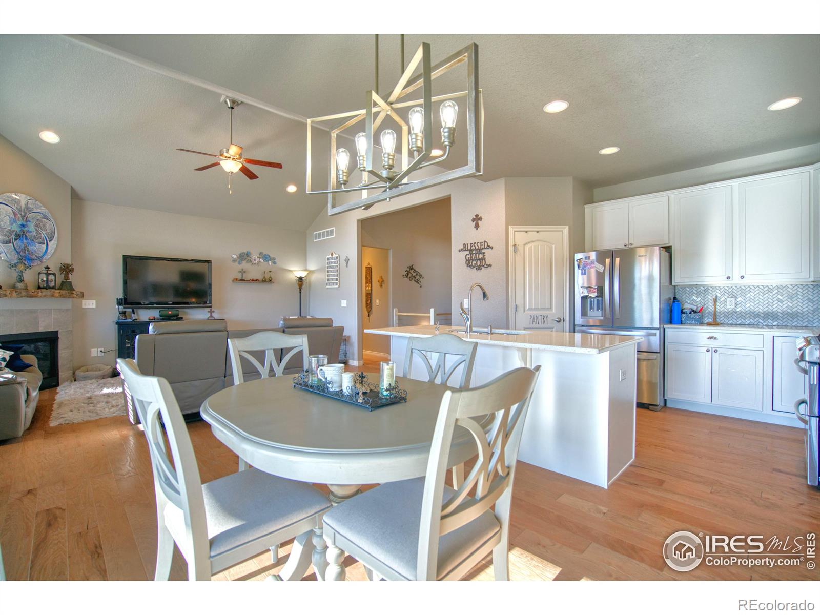 MLS Image #6 for 5403  bexley drive,windsor, Colorado