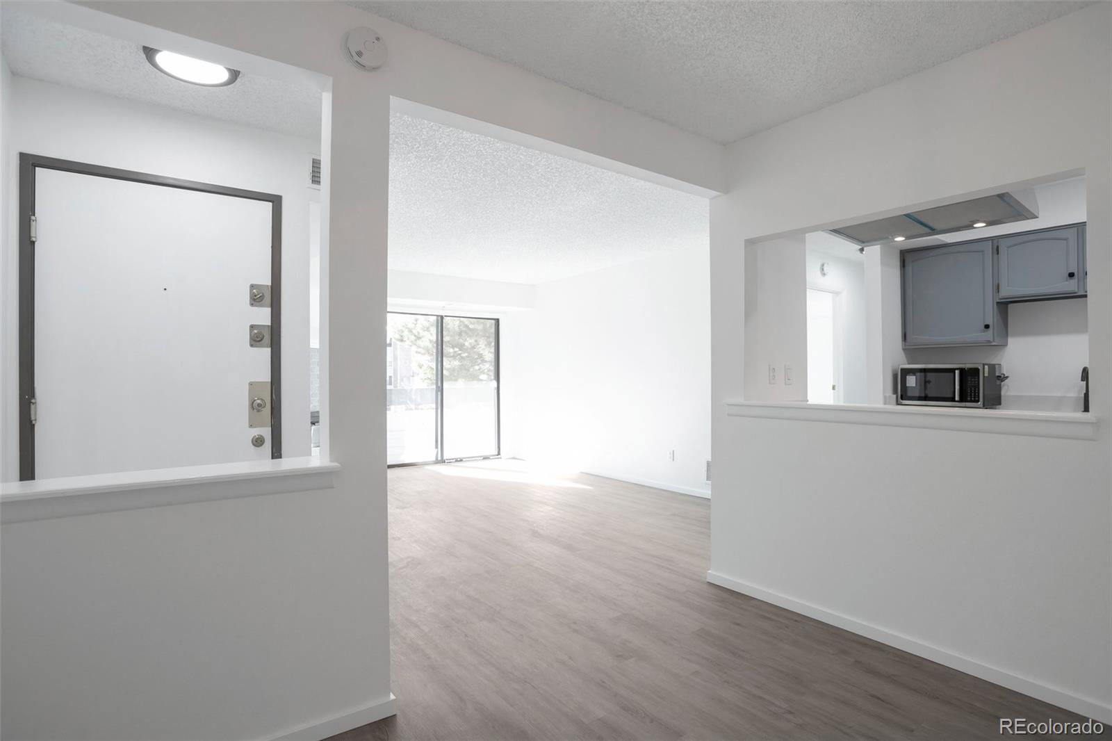 MLS Image #10 for 14467 e 1st drive b09,aurora, Colorado