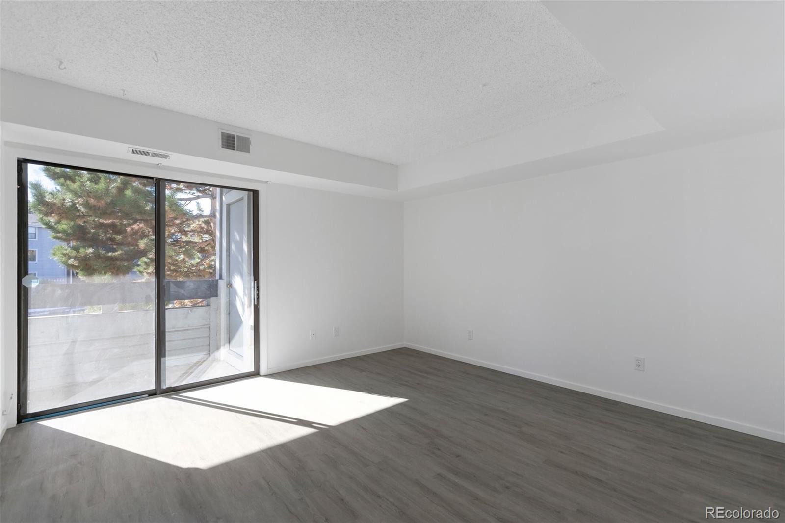MLS Image #6 for 14467 e 1st drive b09,aurora, Colorado