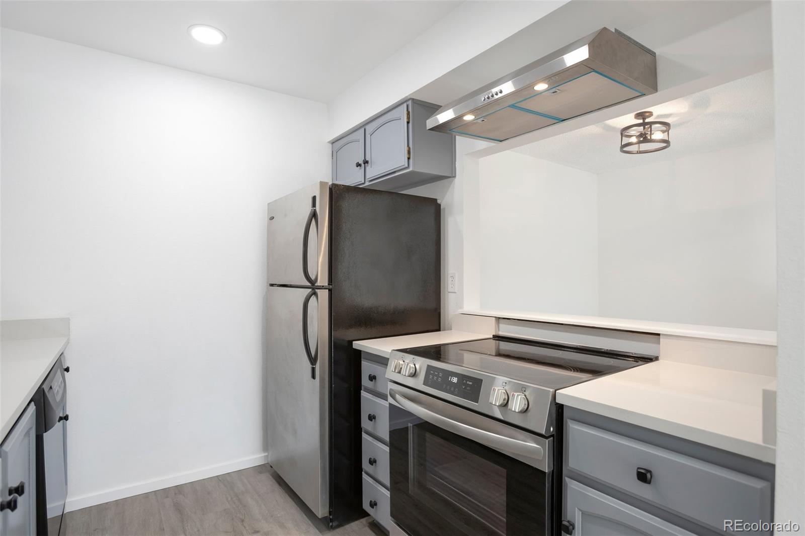 MLS Image #7 for 14467 e 1st drive b09,aurora, Colorado