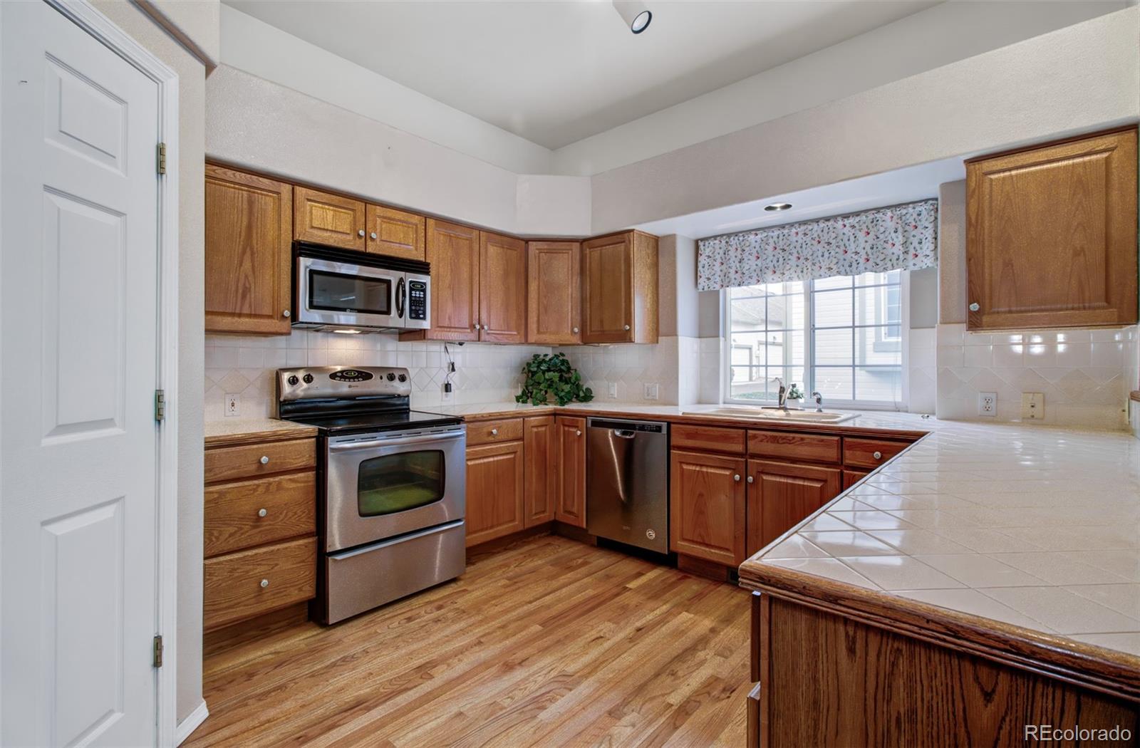 MLS Image #9 for 5903  tradewind point,colorado springs, Colorado
