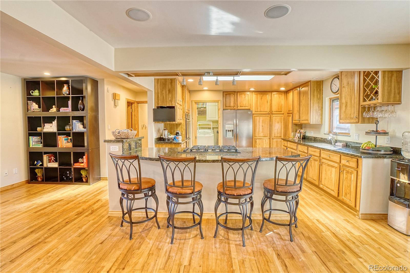 MLS Image #11 for 2549 s ivanhoe place,denver, Colorado