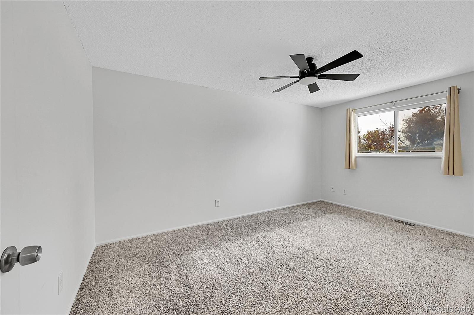 MLS Image #12 for 11077  eudora way,thornton, Colorado