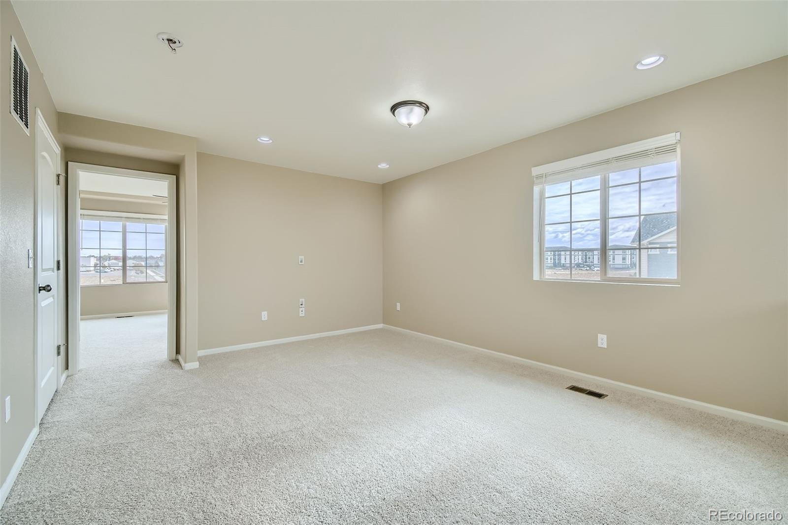 MLS Image #21 for 4608  walden way,denver, Colorado