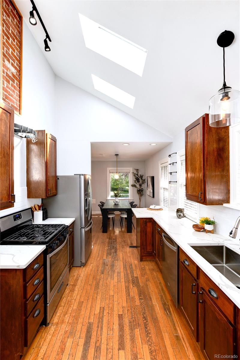 MLS Image #14 for 2235  newton street,denver, Colorado